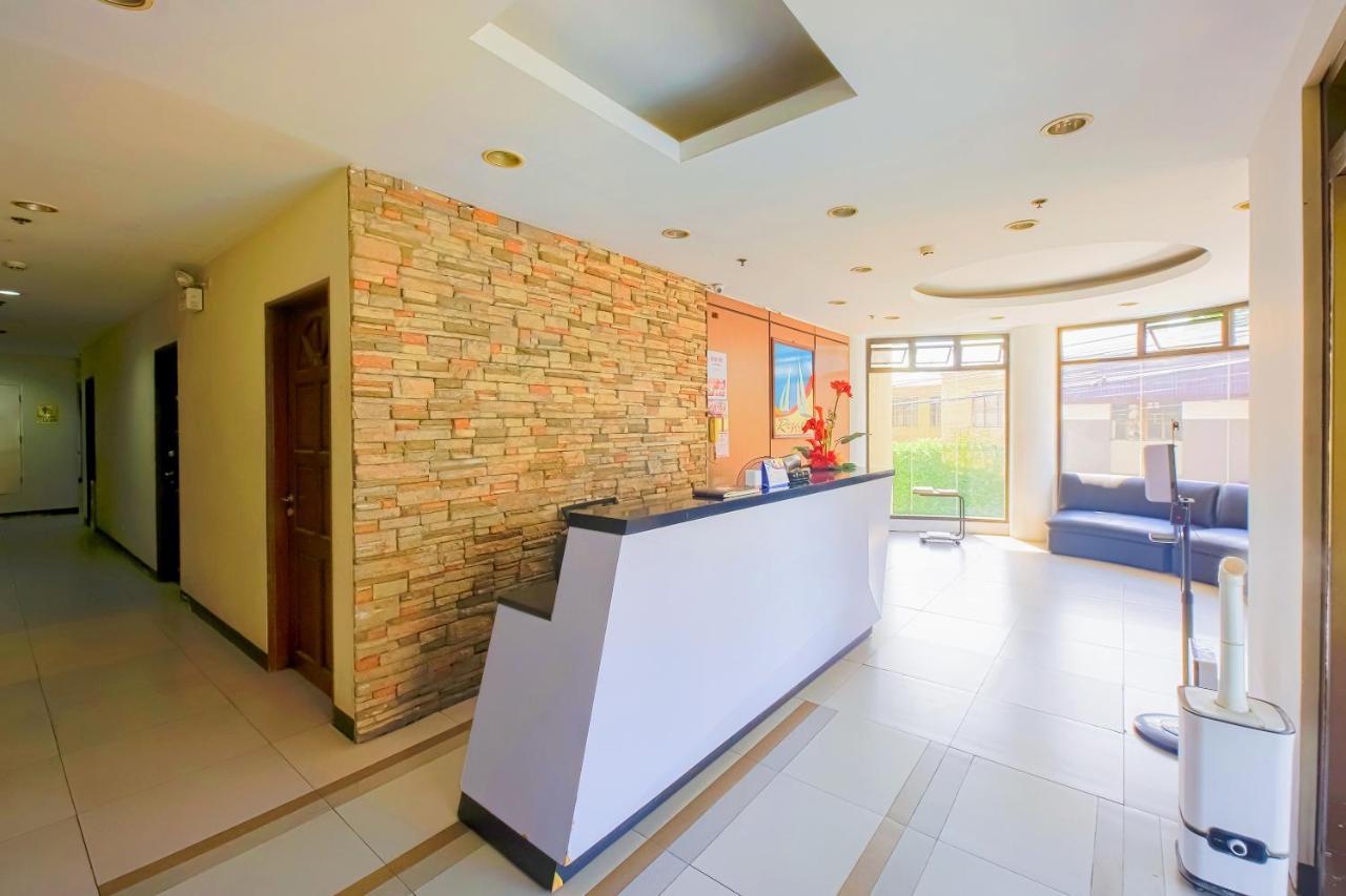 Oyo 794 Regatta Residences San Juan (Metro Manila)